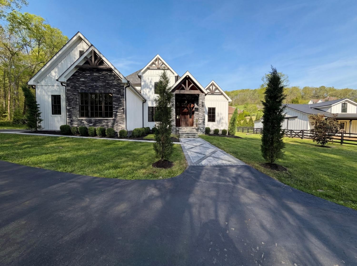 4450-Savage-Pointe-Dr For Sale