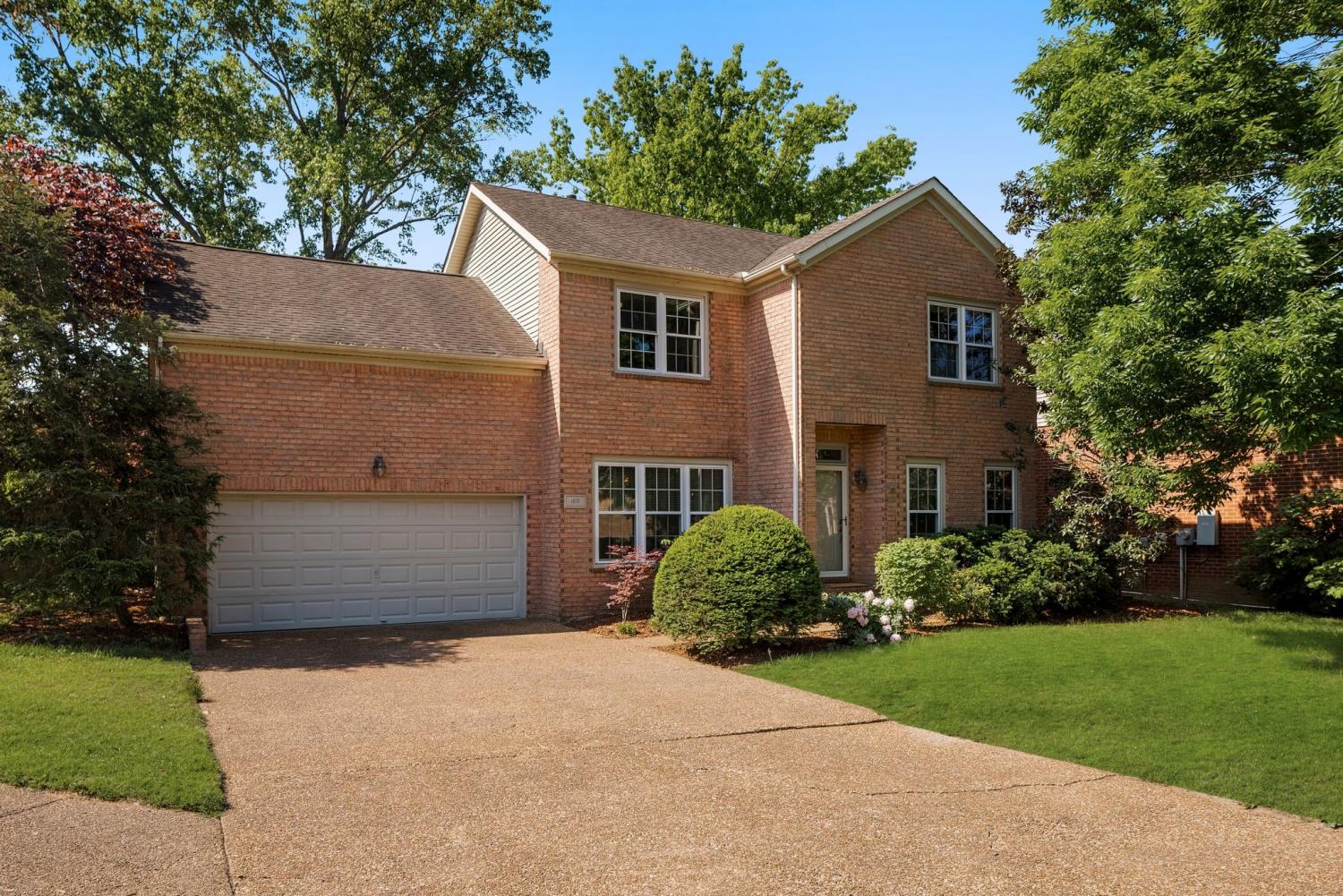 168-Clarendon-Cir For Sale