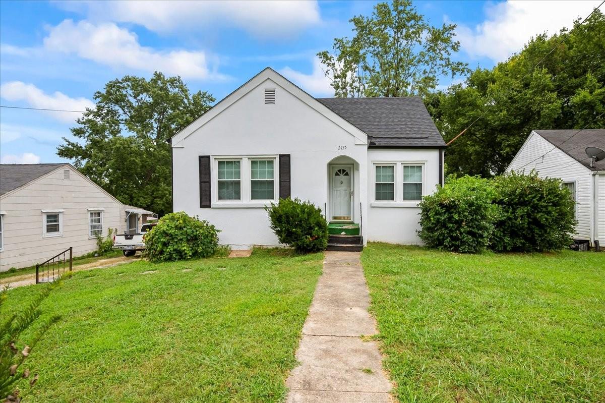 Whitthorne Middle School Property for Sale