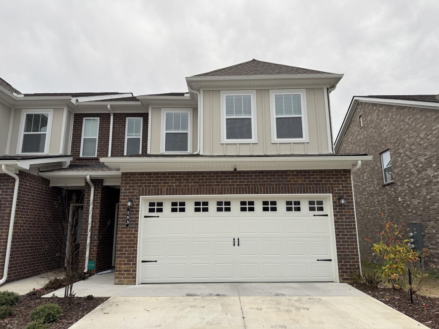 153-Rising-Pvt-Ln For Sale