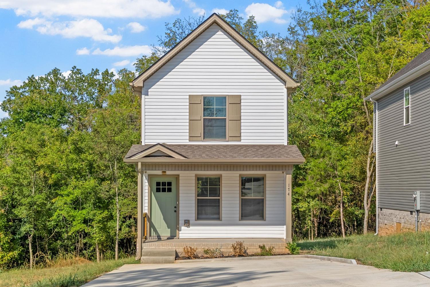 174-Oak-St For Sale