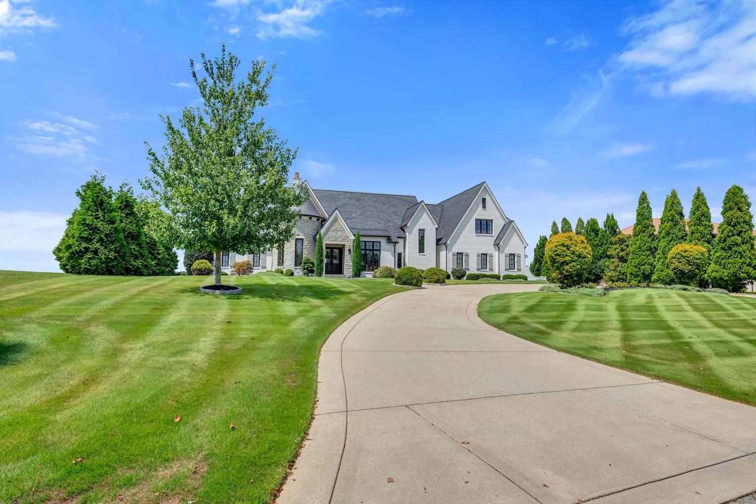 467-Canterbury-Rise For Sale