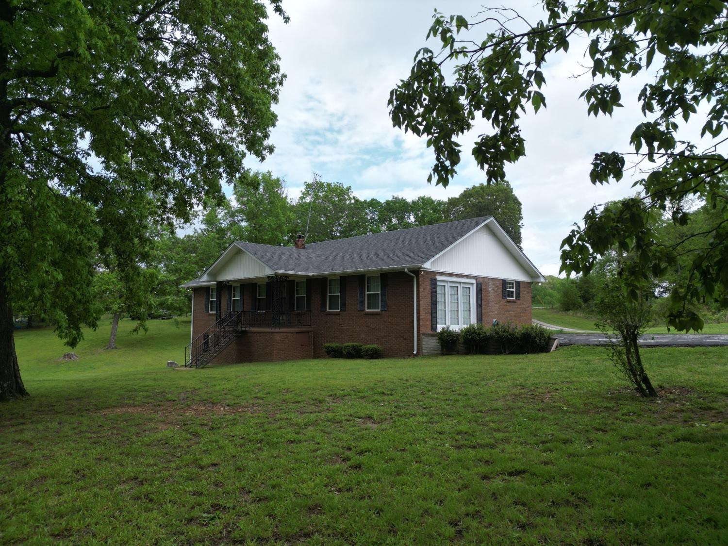 2055-Chisholm-Rd For Sale