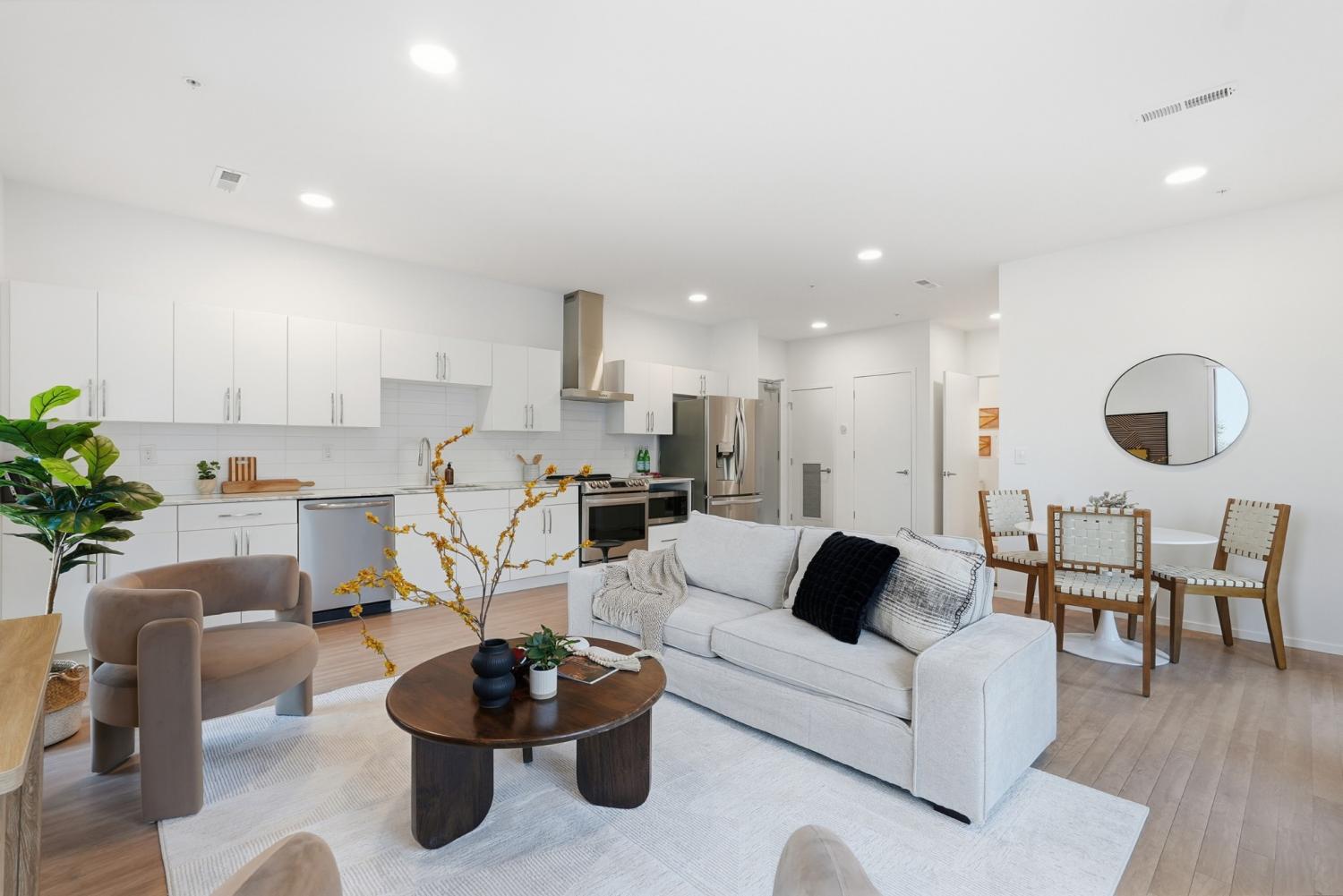 806-Olympic-St For Sale