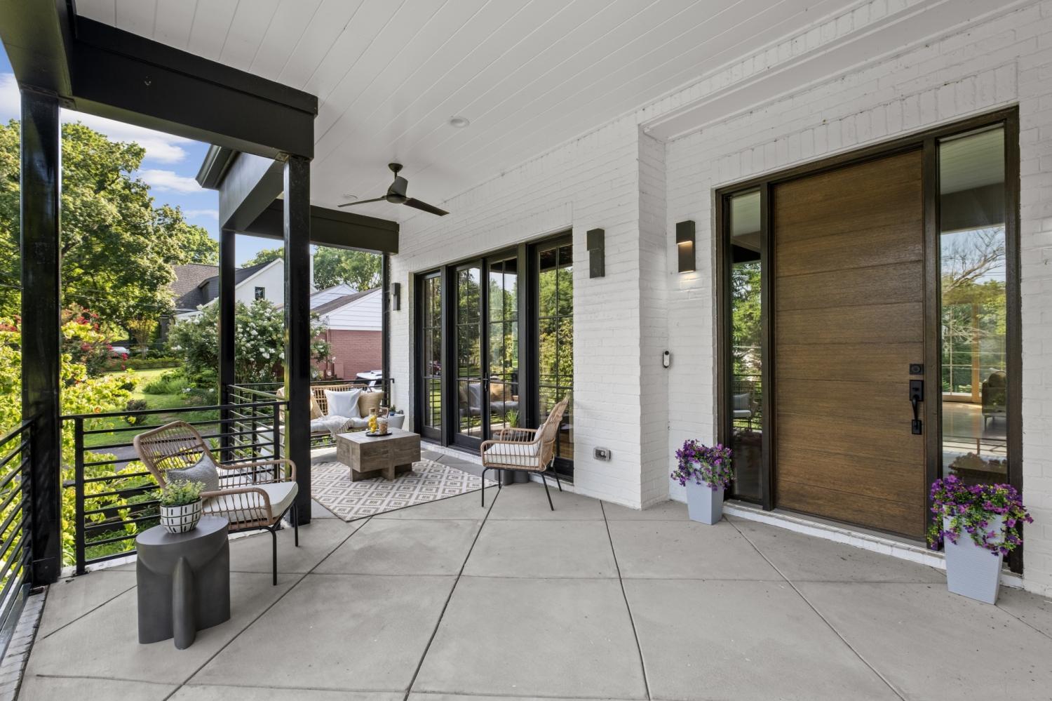 4024-General-Bate-Dr For Sale