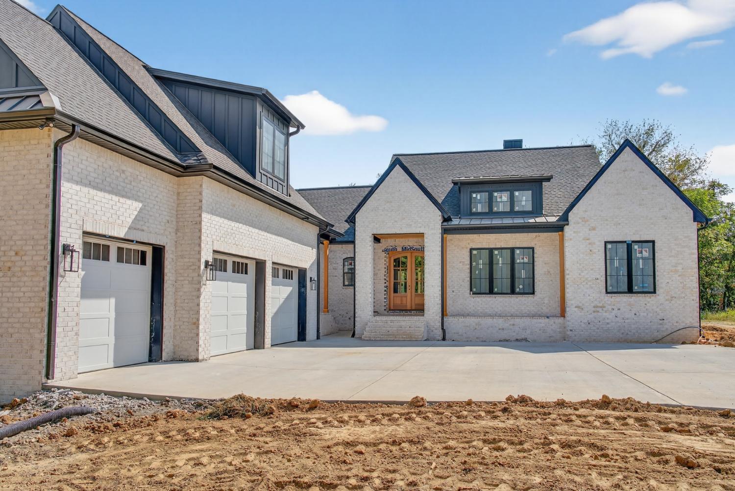 116-Bradley-Ln For Sale
