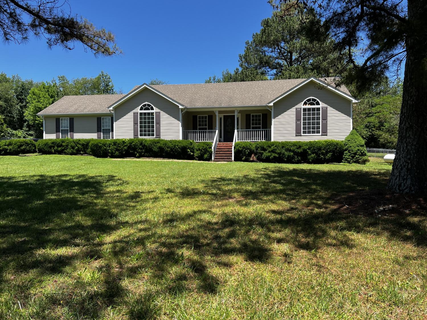 168-Commodore-Cir For Sale