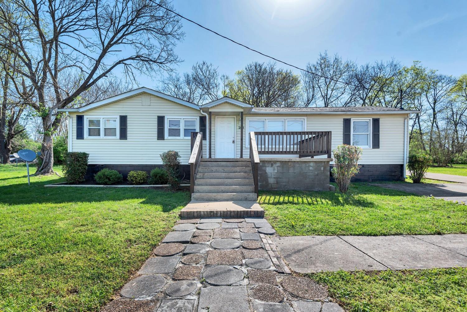 789-Anthony-St For Sale