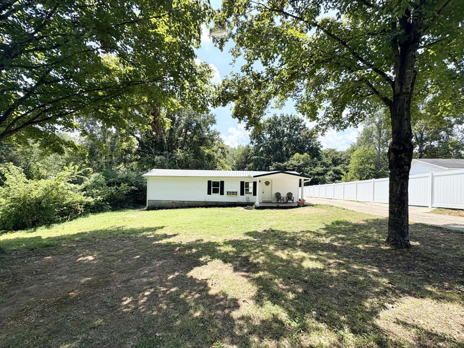 256-Twin-Cove-Dr For Sale