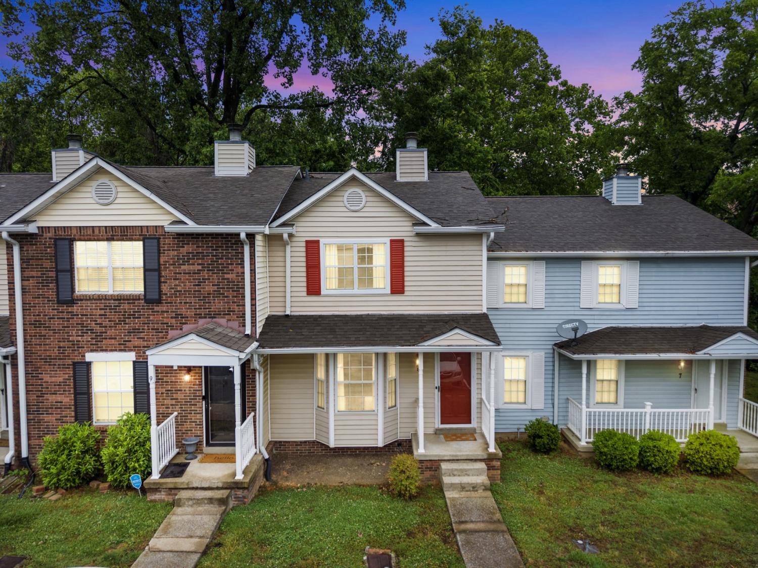 8 Rolling Meadows Dr TN 37072 For Sale - 