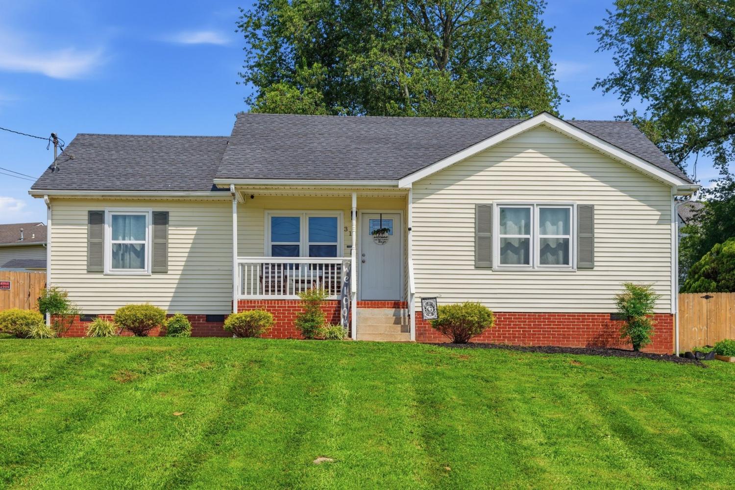 Whitthorne Middle School Property for Sale