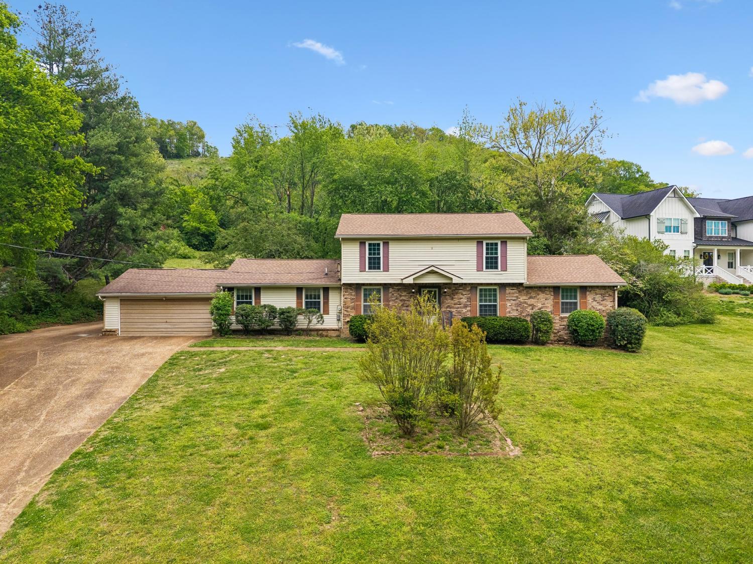 Brentwood Middle School Property for Sale