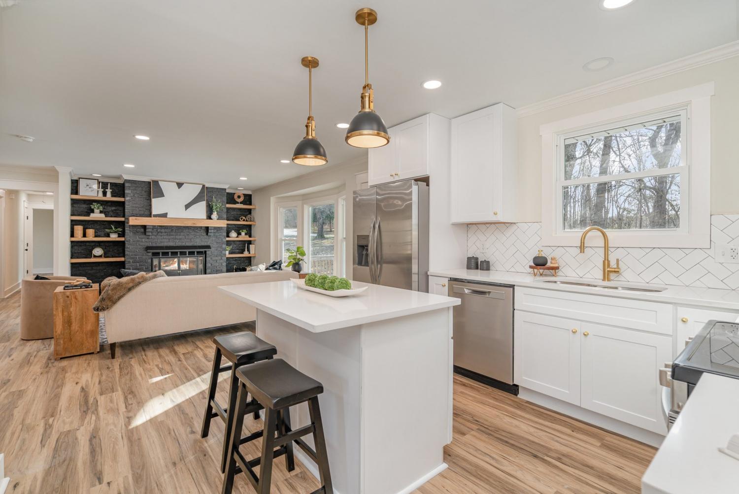 512-Lovell-Dr For Sale