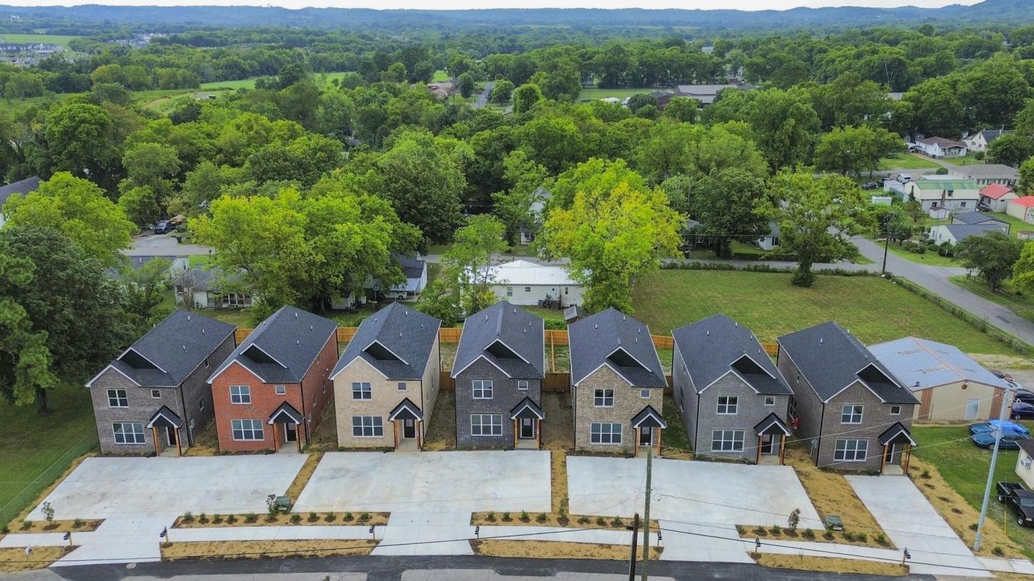 656-Chambers-St For Sale