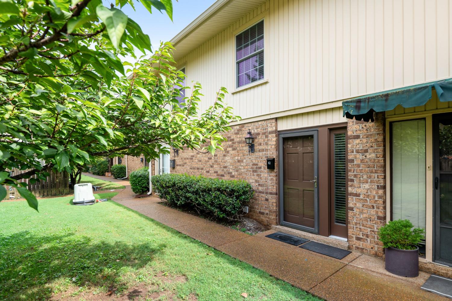 2116-Hobbs-Rd For Sale