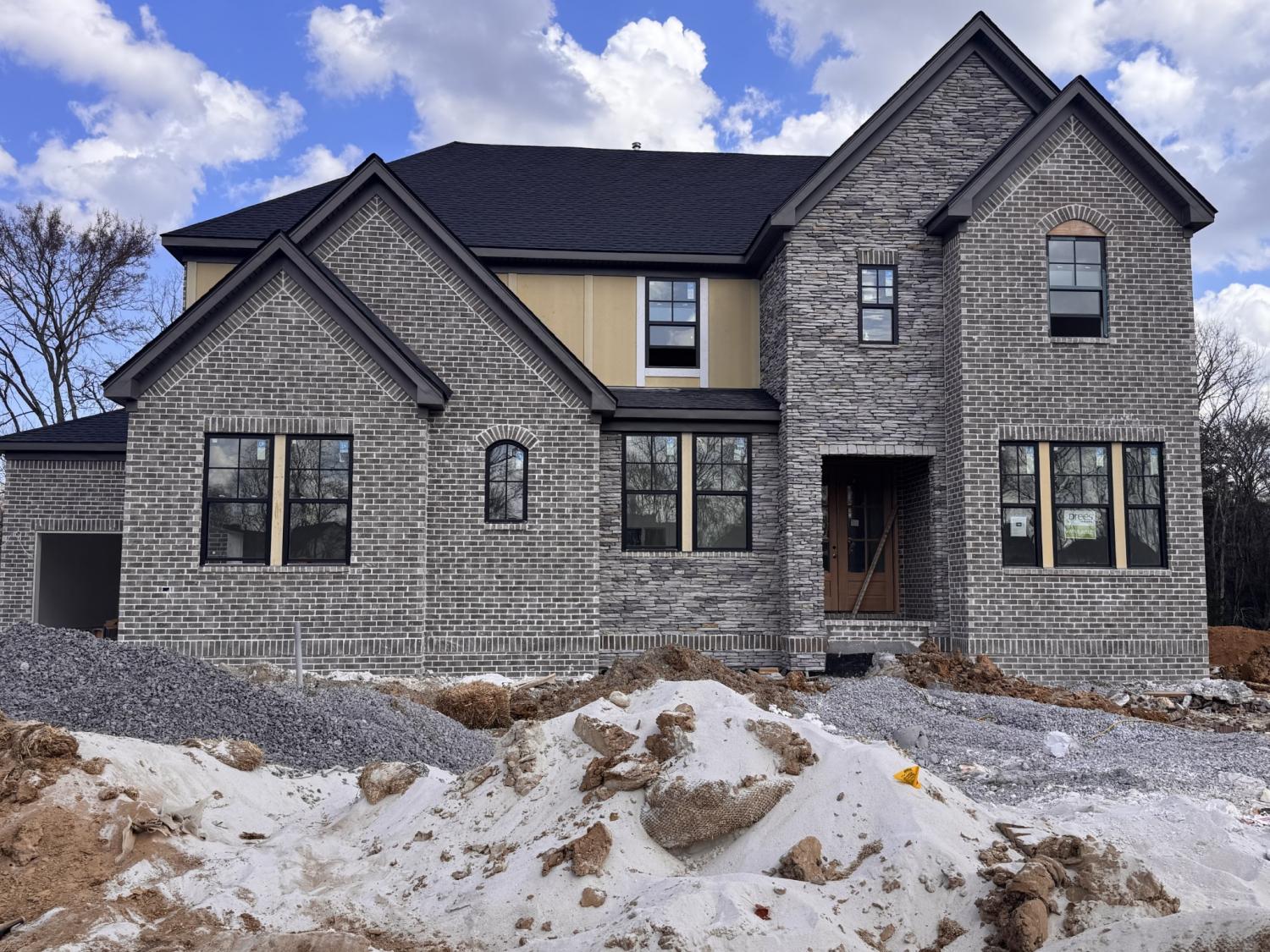 5924-Luke-Court For Sale