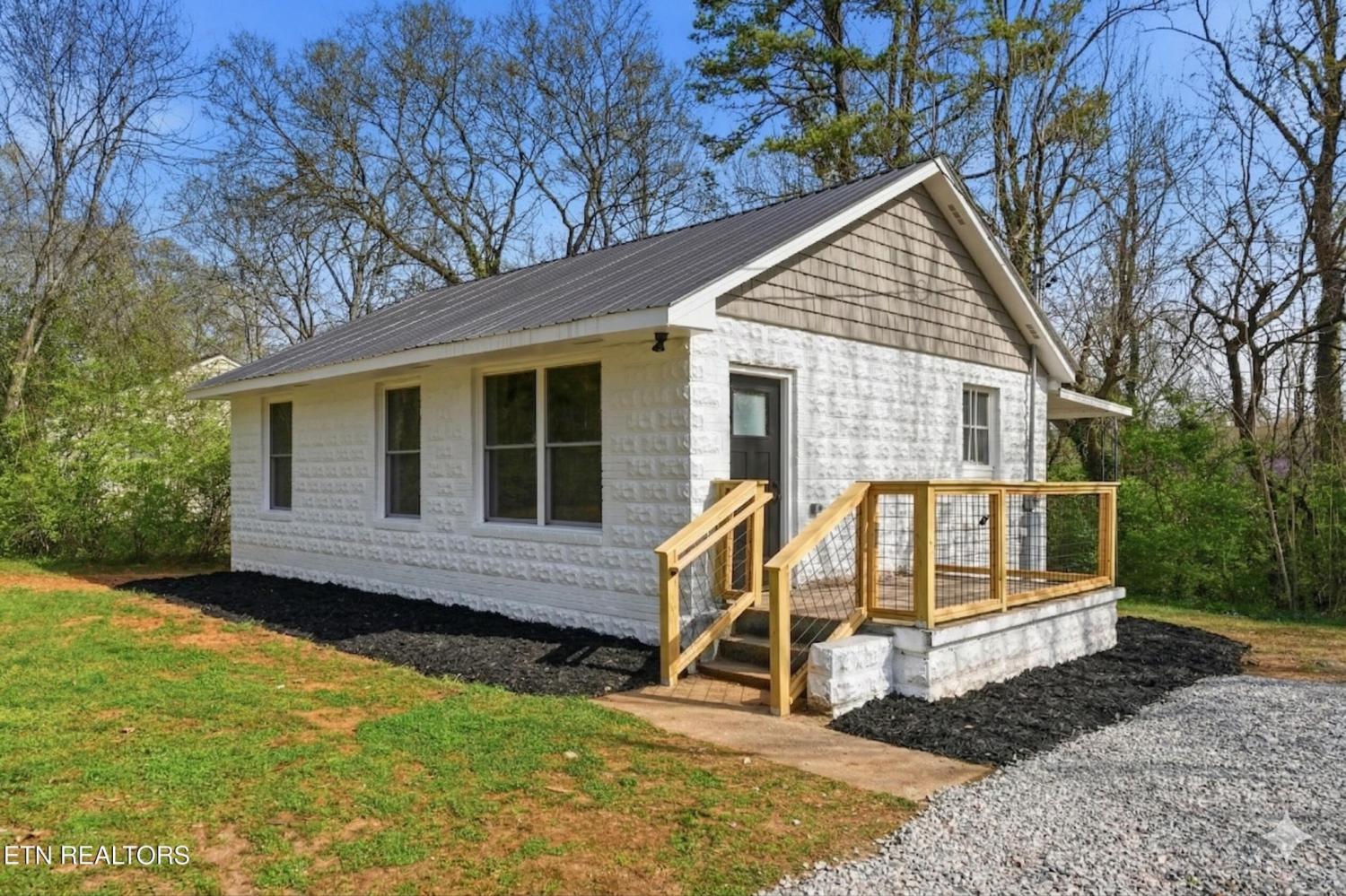 1304-Yellowstone-Rd For Sale