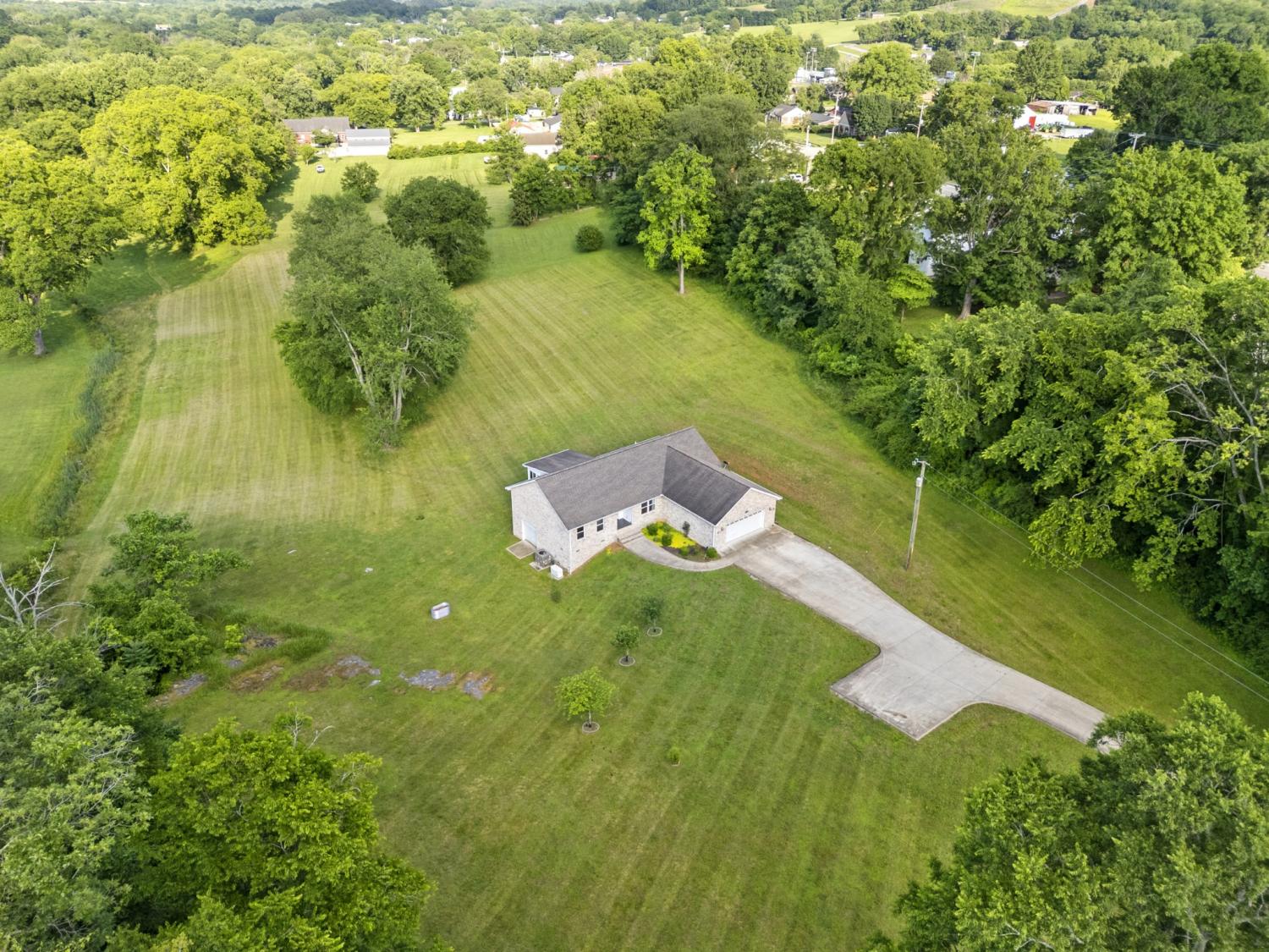 130-Gordon-Dr For Sale
