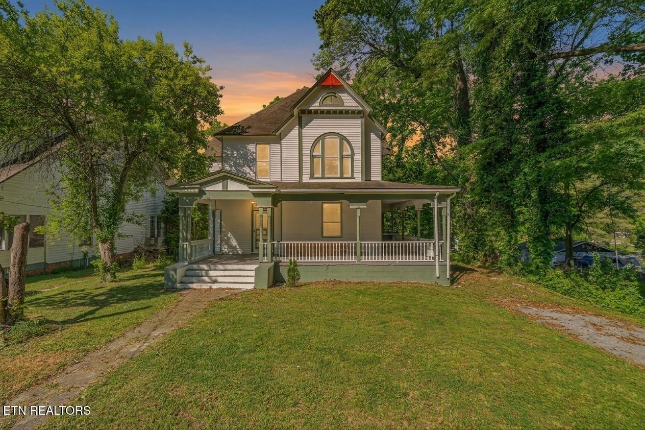 419-W-Rockwood-St For Sale