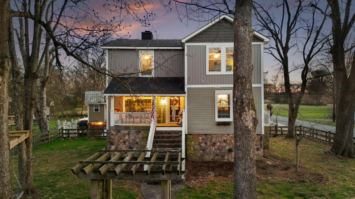 8-W-Eighth-Street For Sale