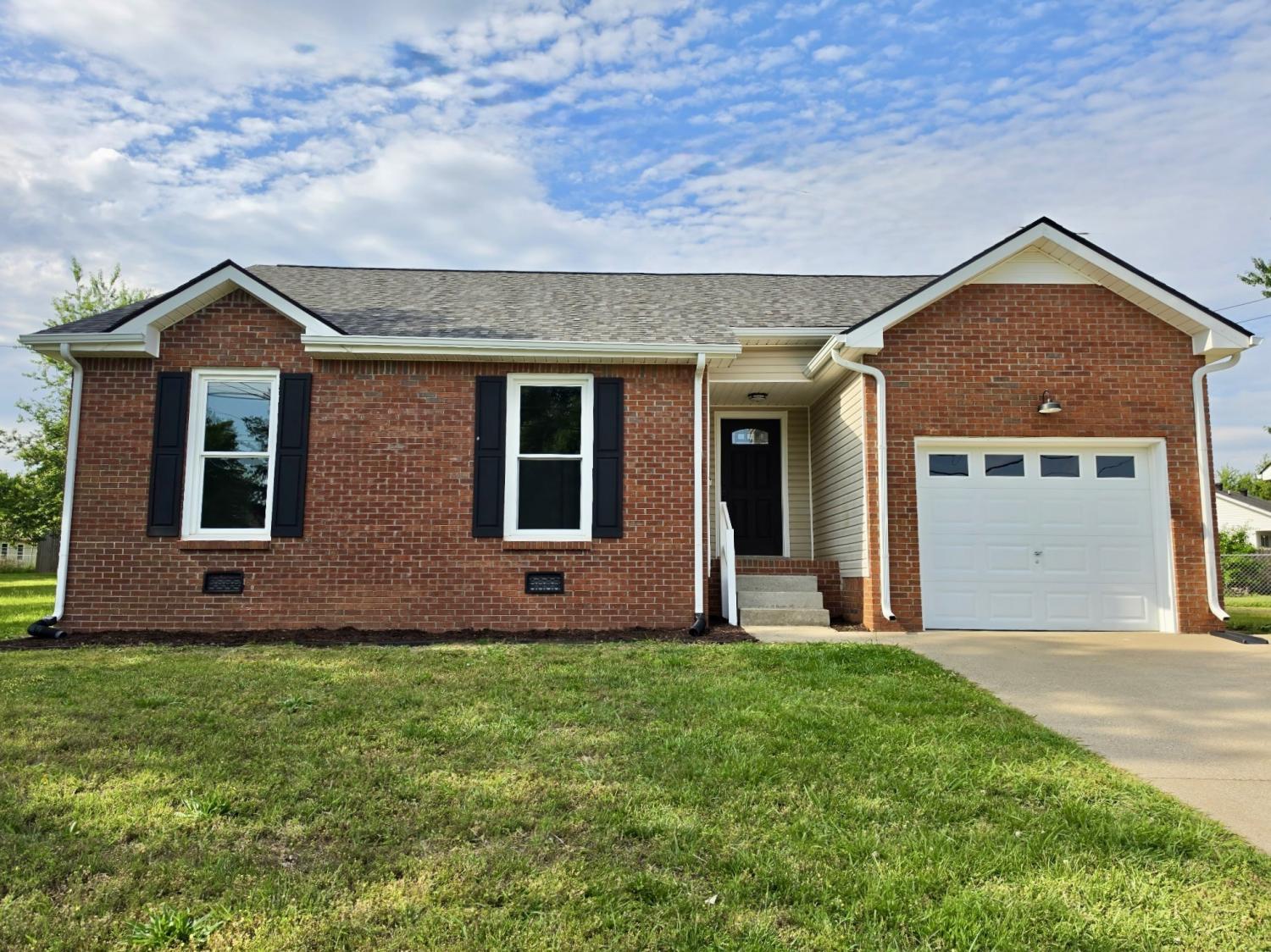 3105-Larson-Ln For Sale