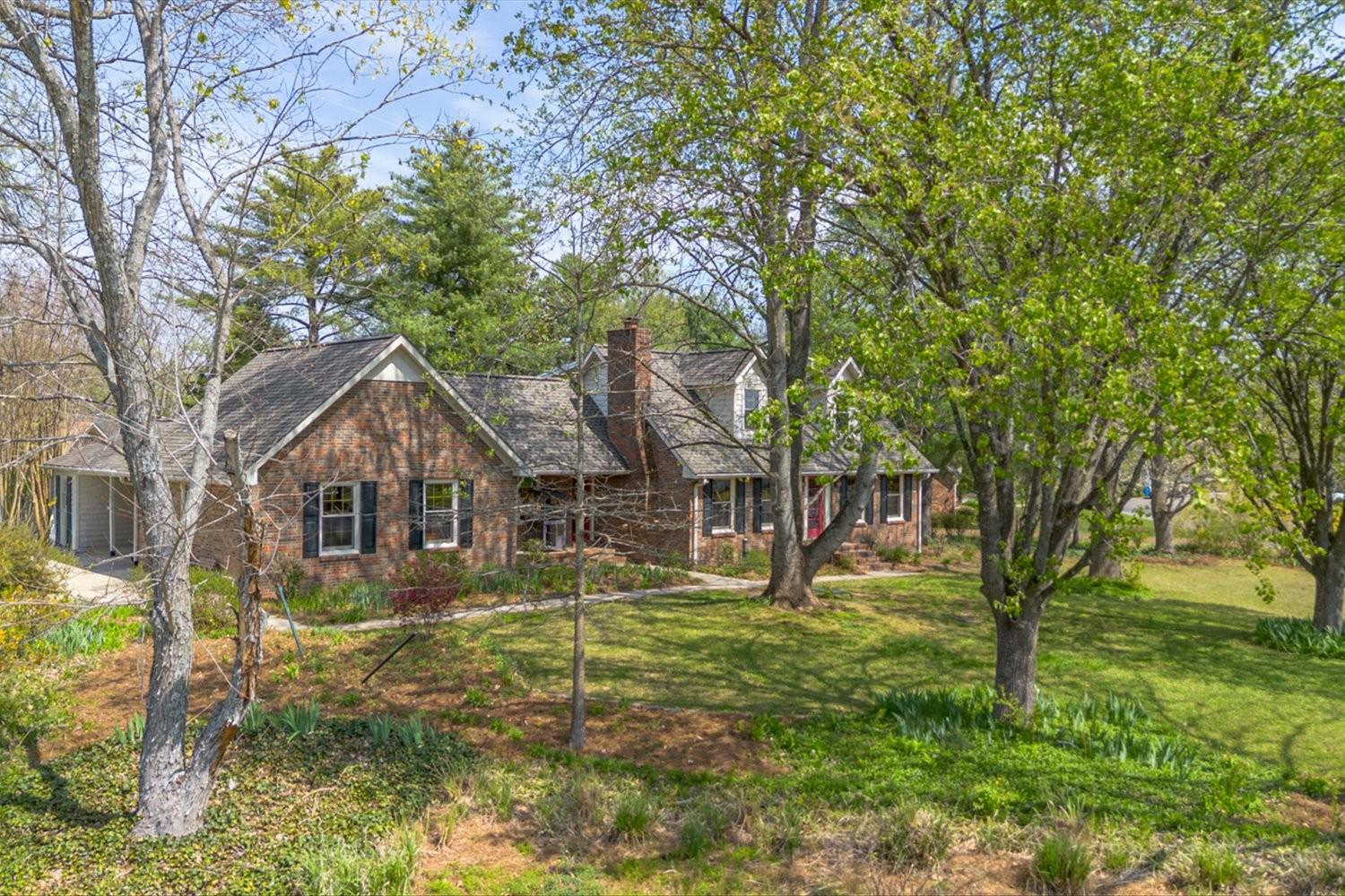 1802-London-Ave For Sale