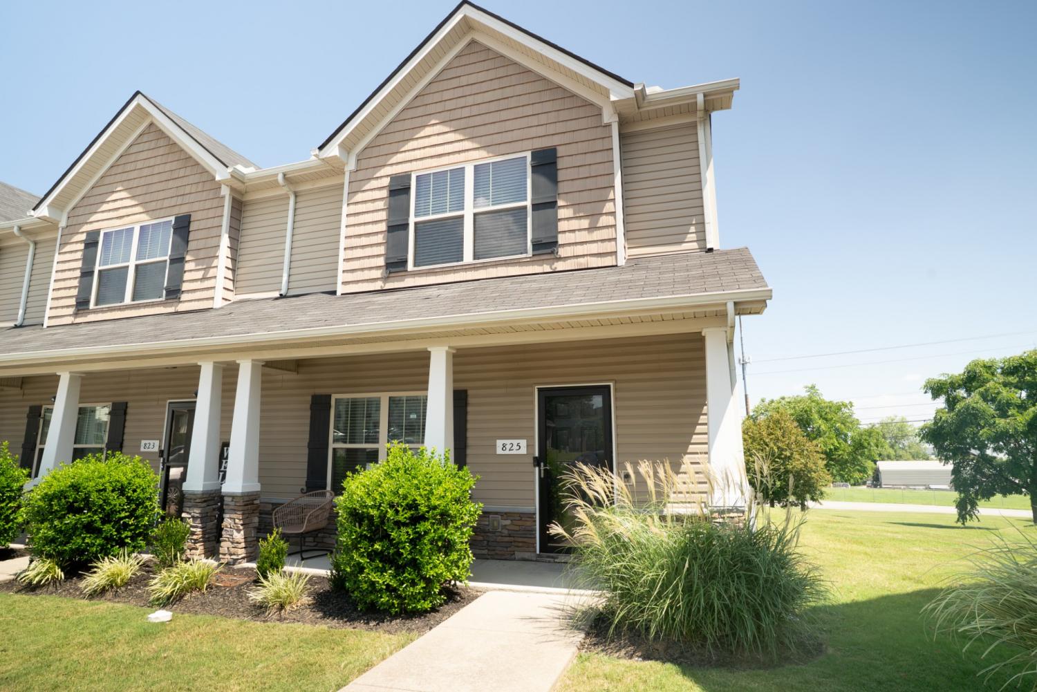 825-Lower-Park-Pl For Sale