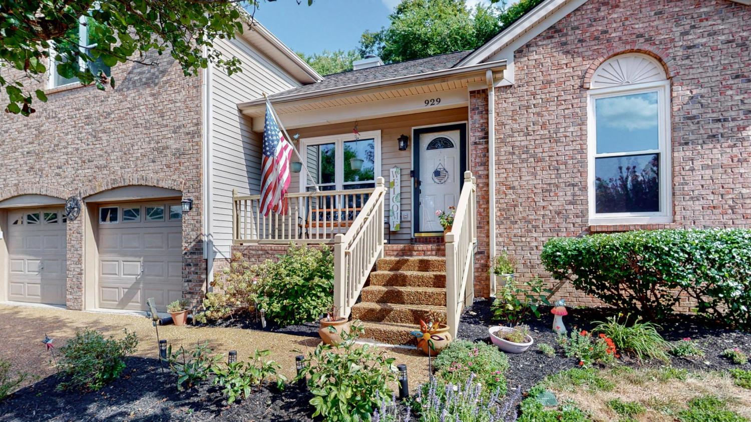 929-Waynewood-Ln For Sale