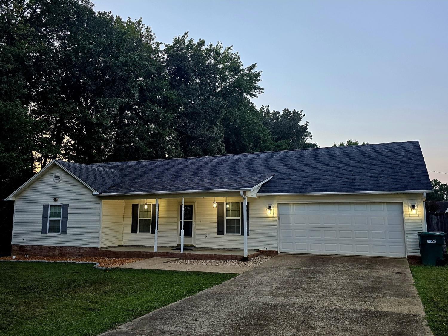 124-Penny-Ln For Sale