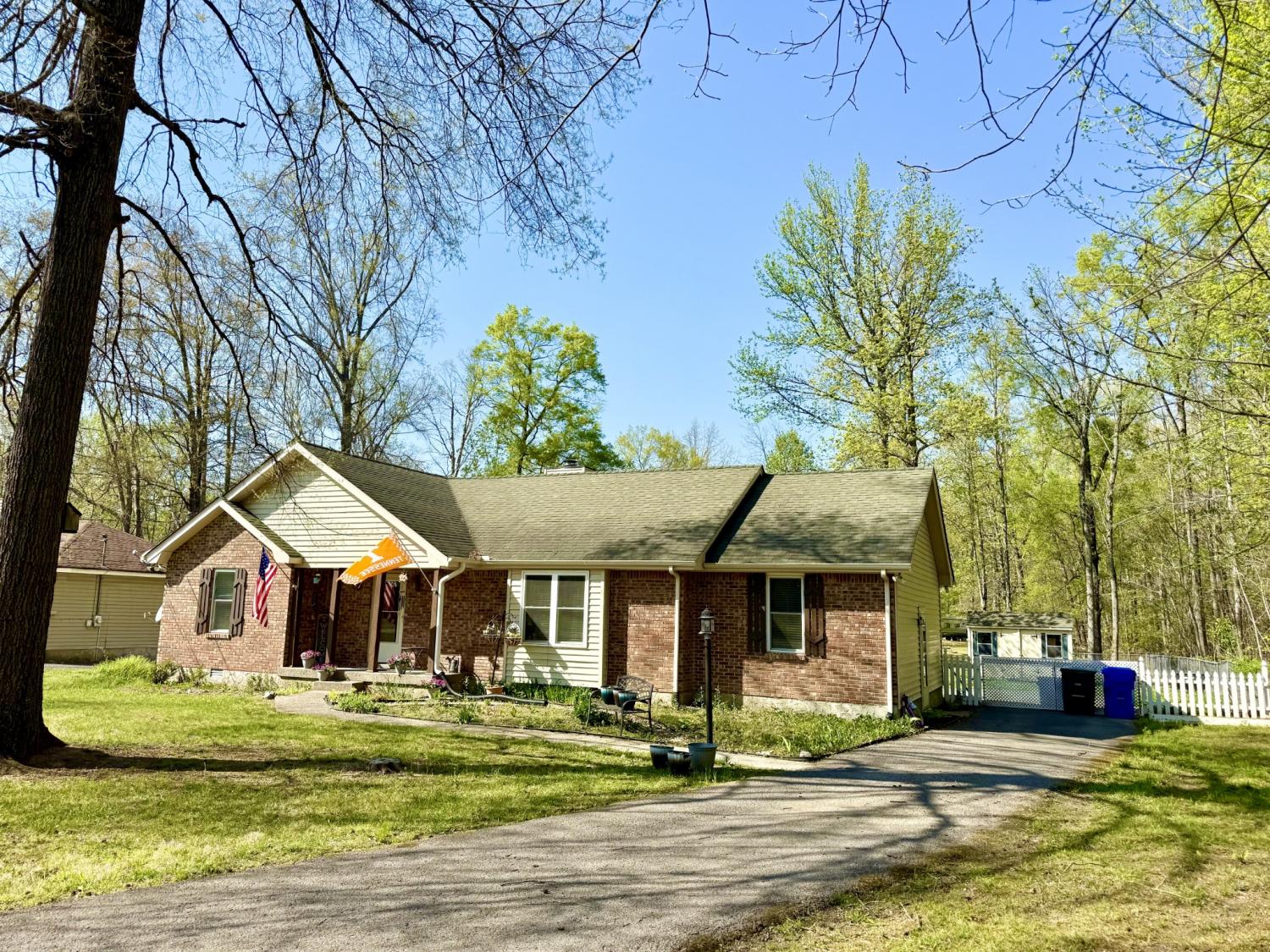 402-Rolling-Acres-Dr For Sale
