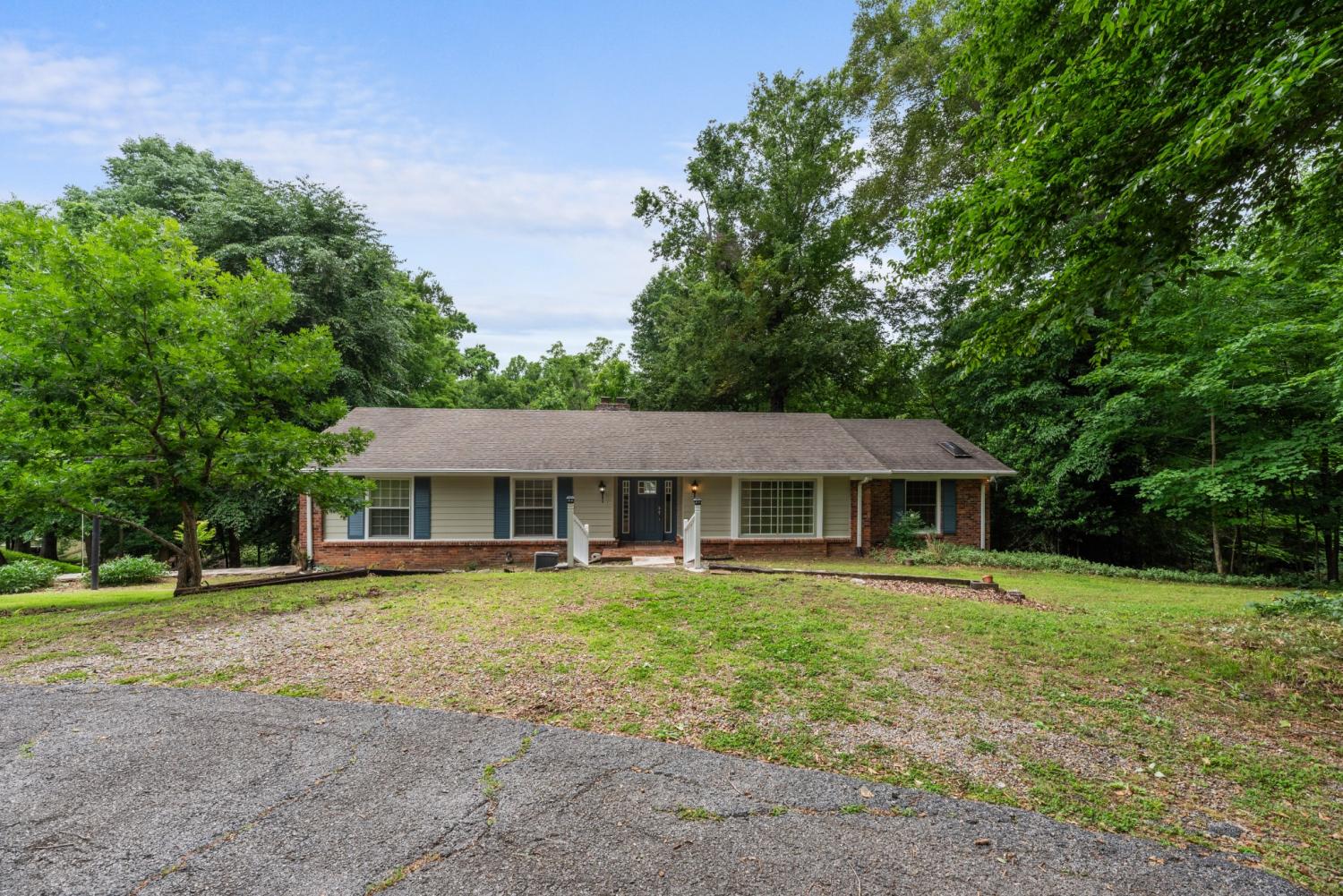 544-Indian-Lake-Rd For Sale