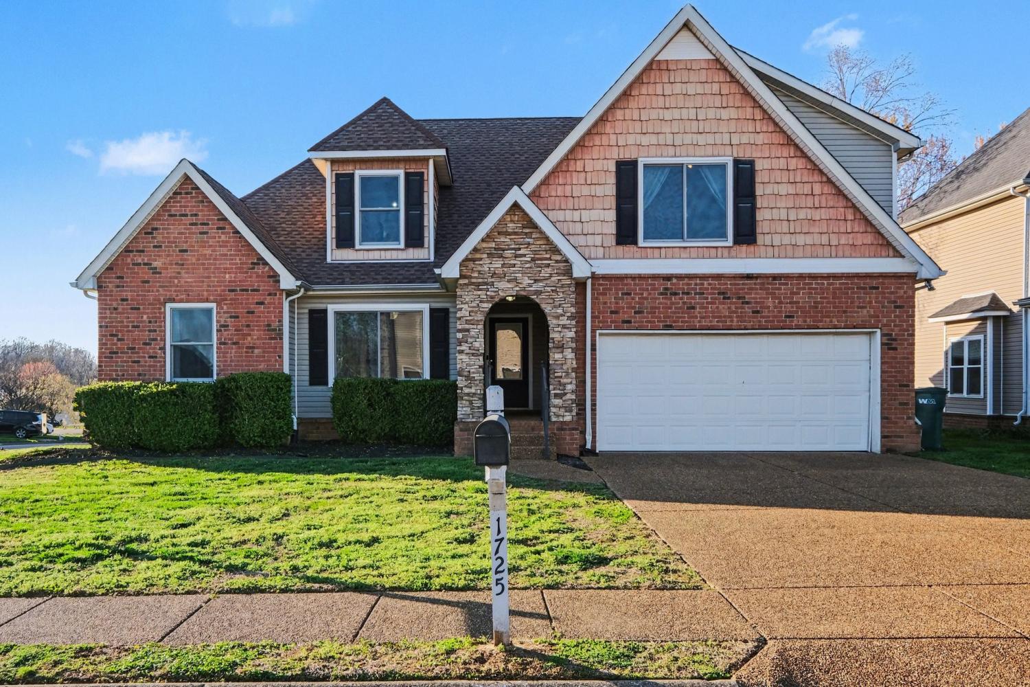 1725 Freiburg Dr TN 37174 For Sale - 