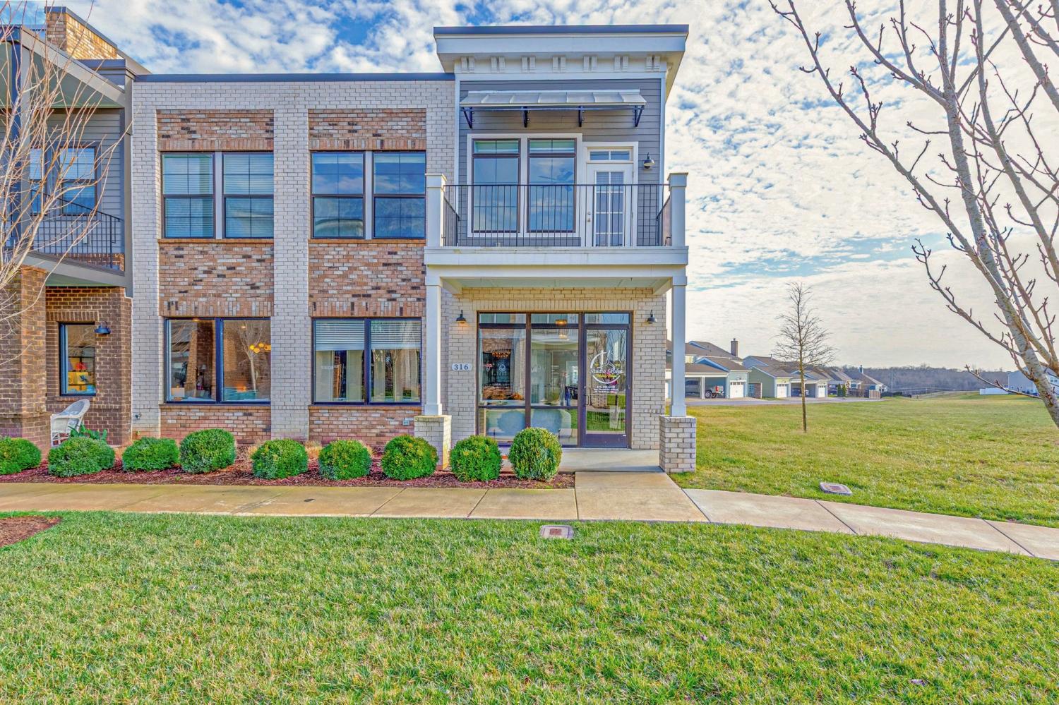 316 Daxton Pl TN 37174 For Sale - 