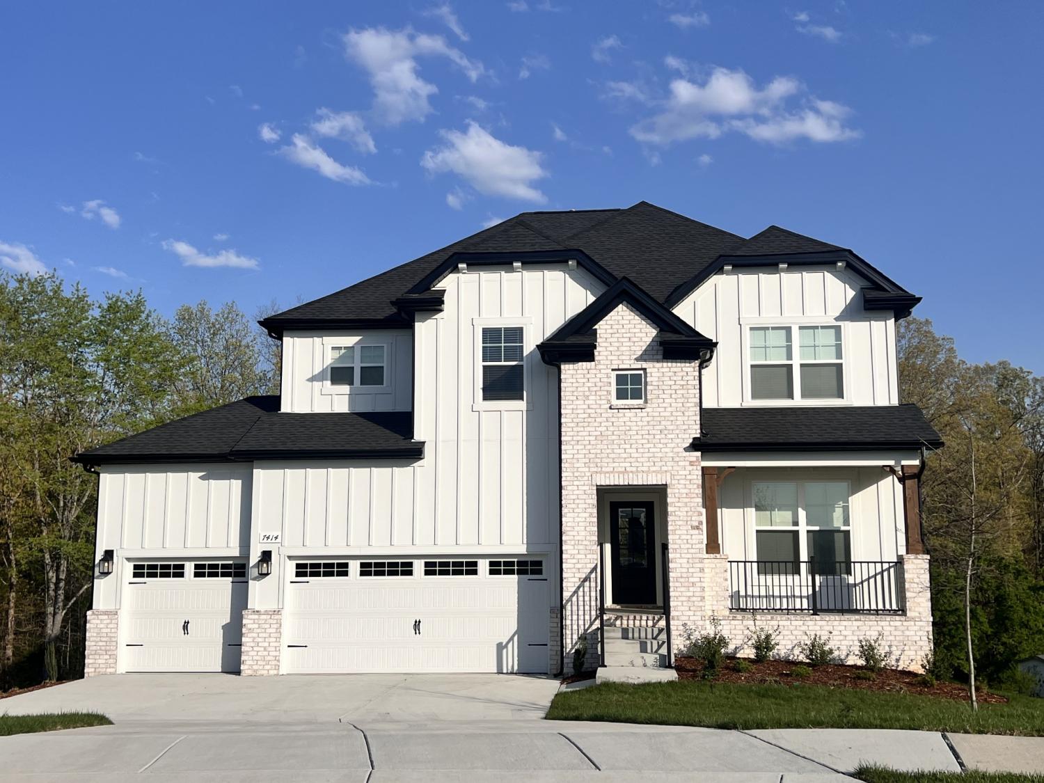 7274-Fairlawn-Drive For Sale