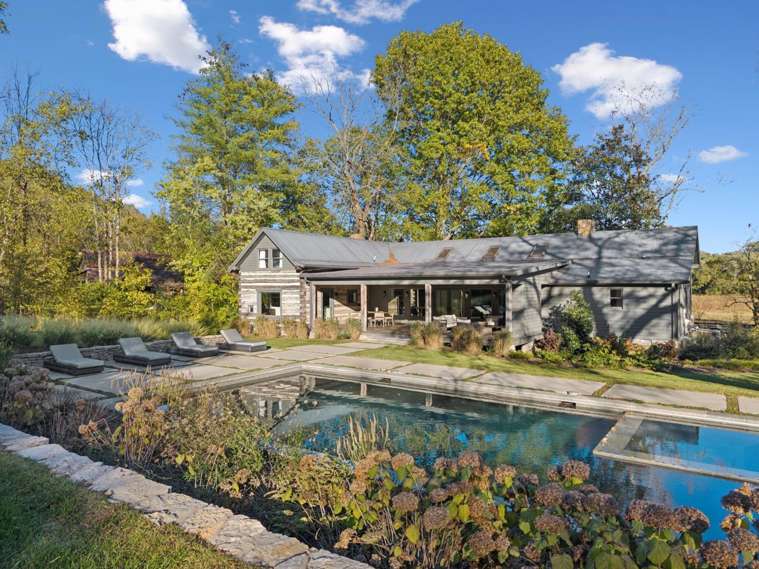 2060-Old-Hillsboro-Rd For Sale