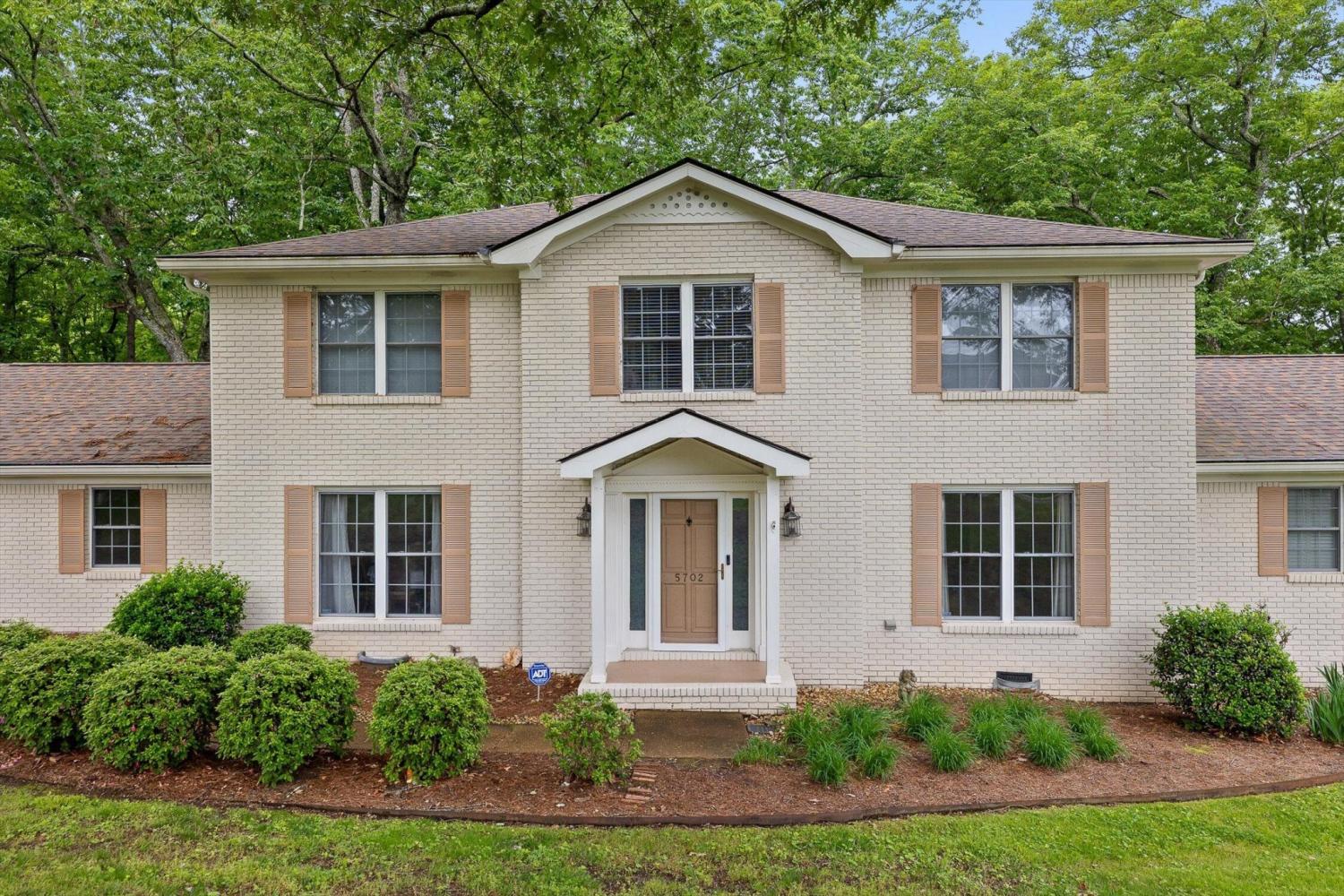 5702-Queen-Mary-Lane For Sale