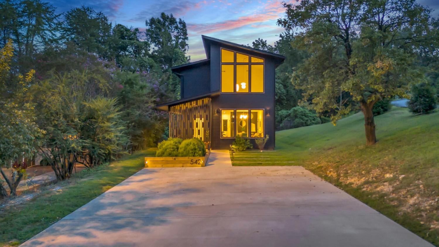 542-Alexander-Drive For Sale