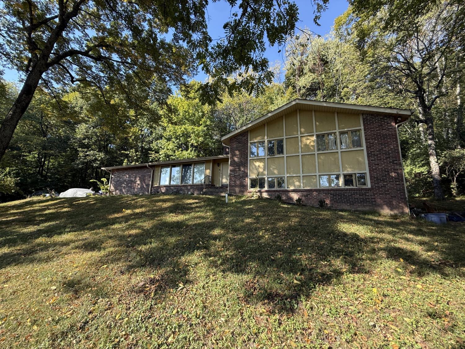 1213-Brentwood-Ln For Sale