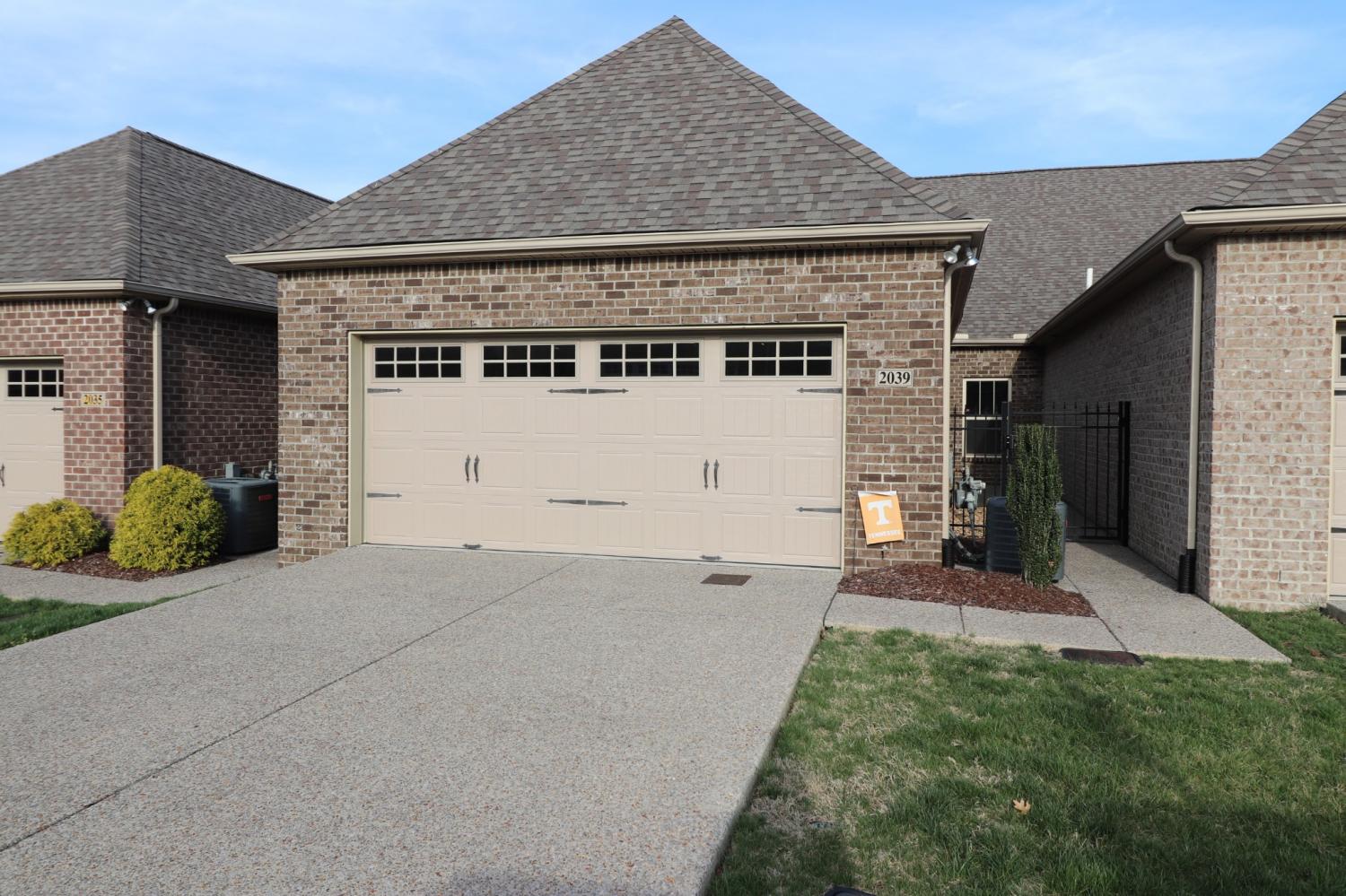 2039-Westburn-Pvt-Ln For Sale
