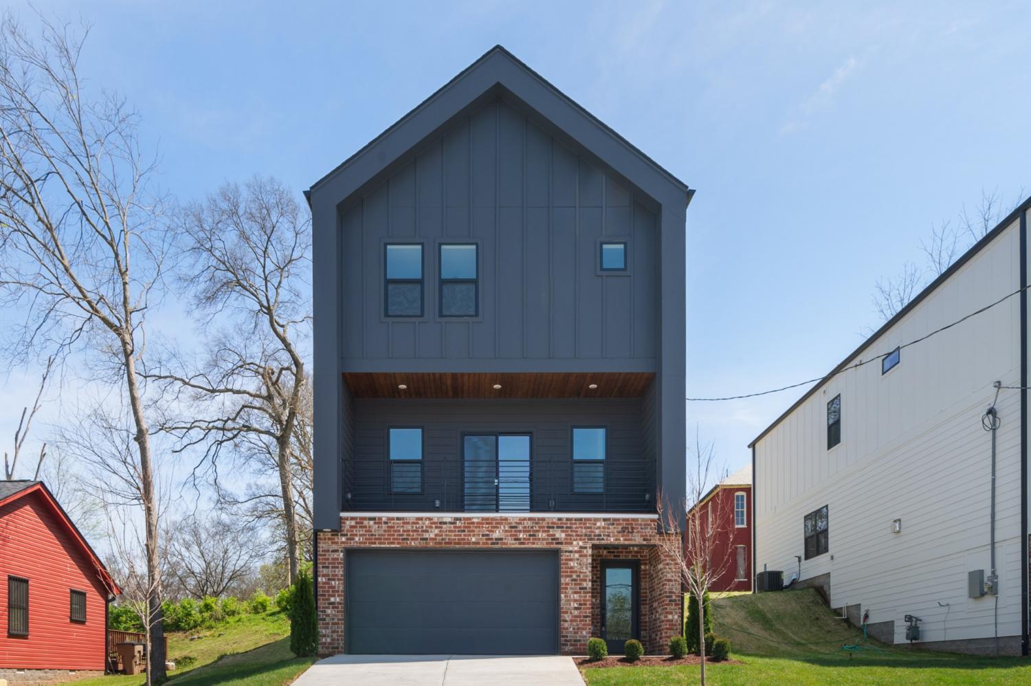 913-Stockell-St For Sale