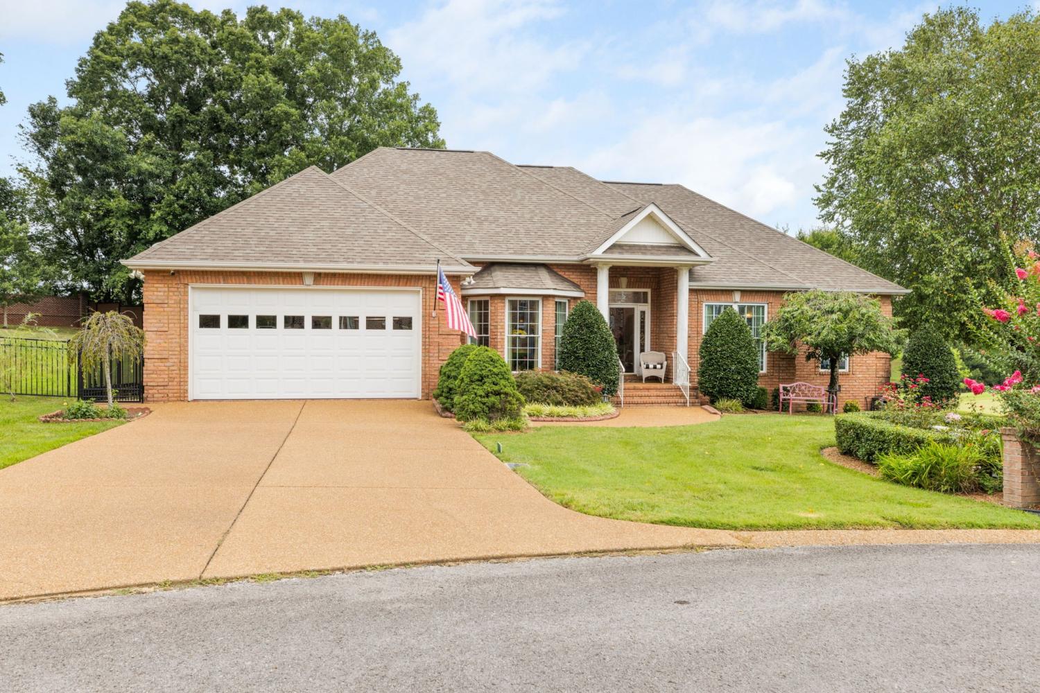 116-Courtside-Ln For Sale