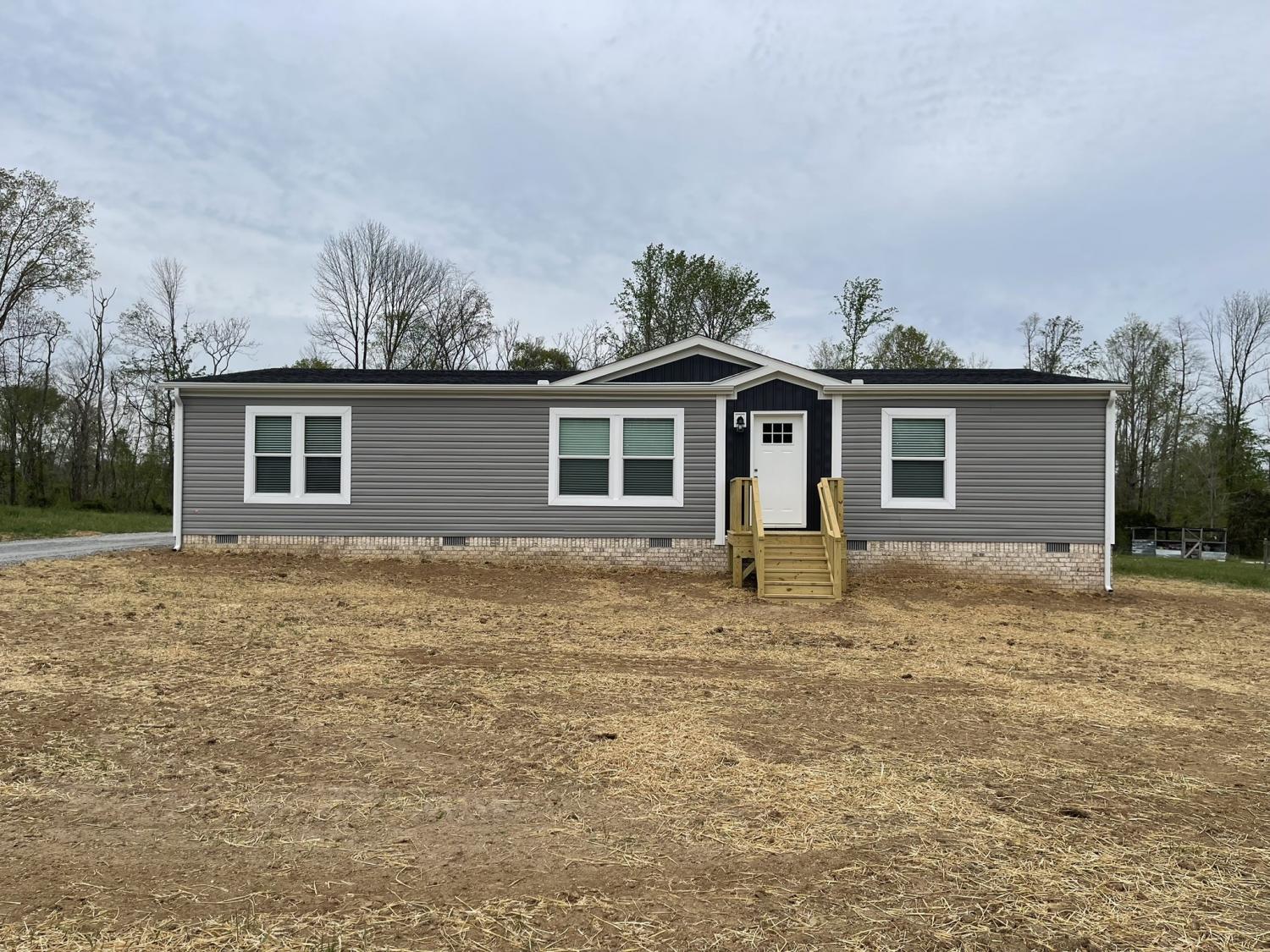 324-Pointe-Ln For Sale