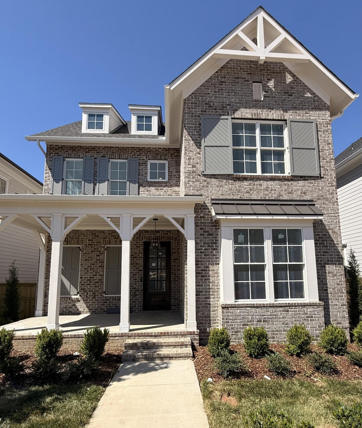 205-Equine-St For Sale