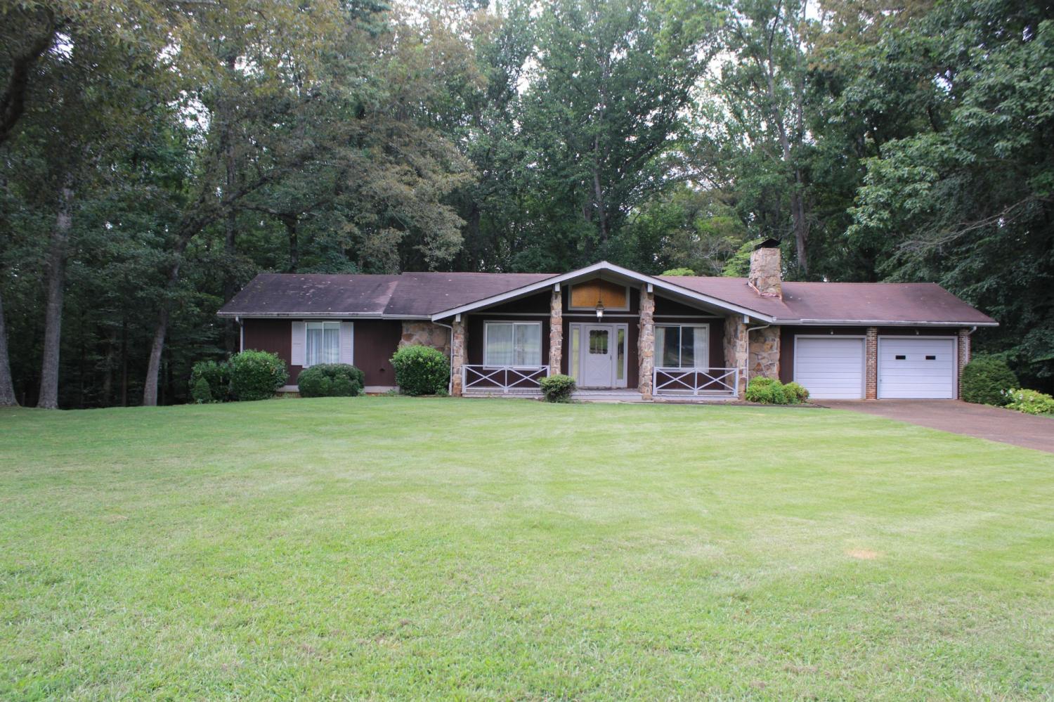 200-Primrose-Ln For Sale