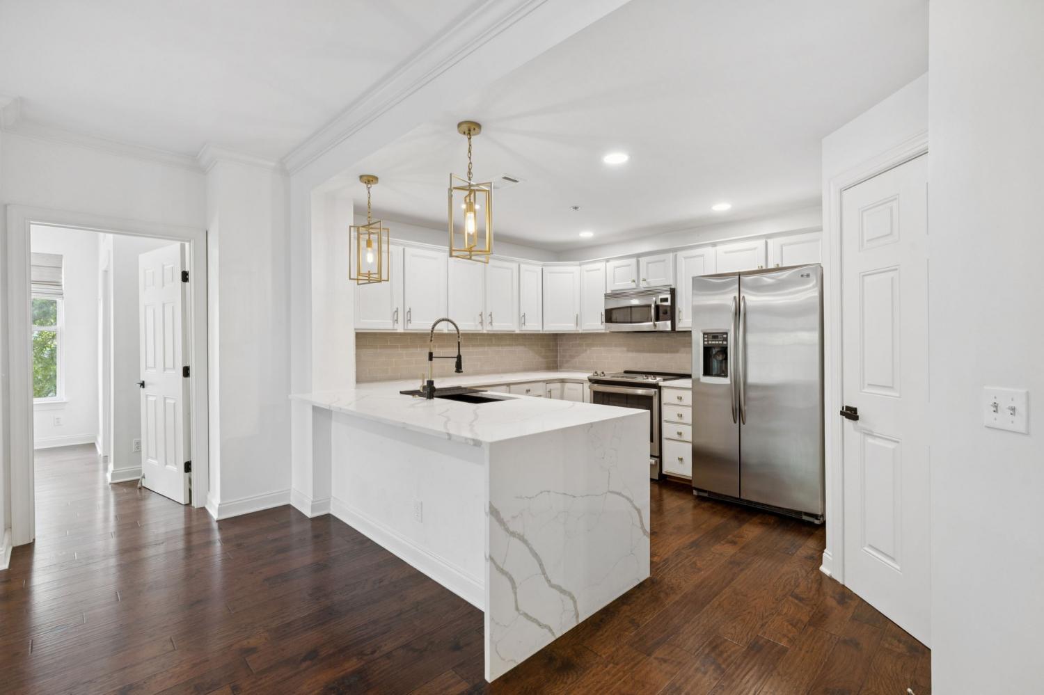 2000-Newark-Ln For Sale