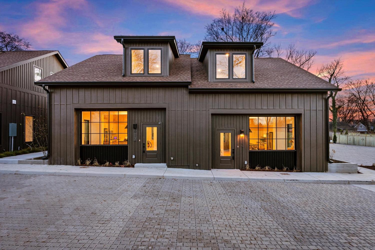 611-Richmond-Bnd For Sale