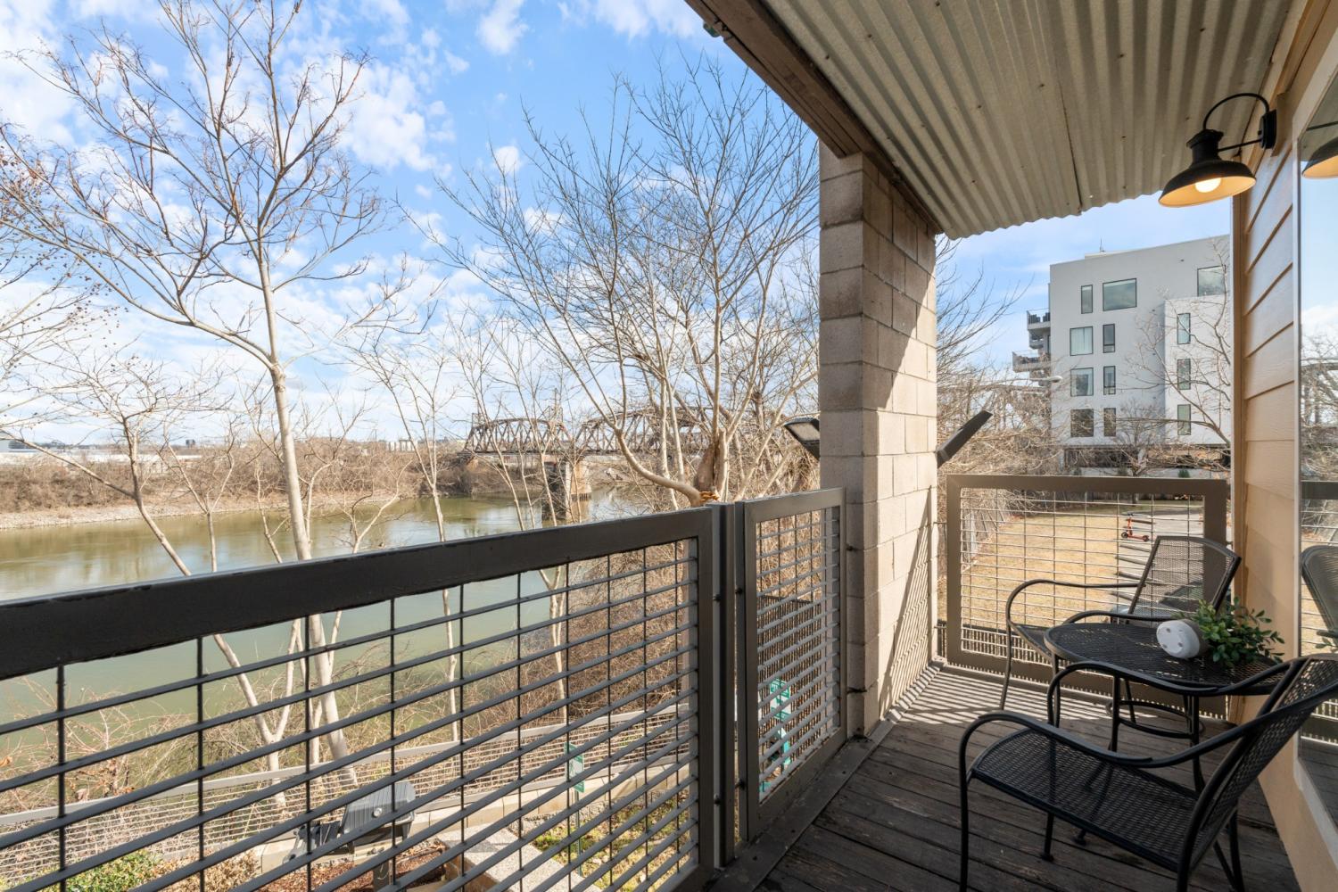 728-1st-Ave--N For Sale