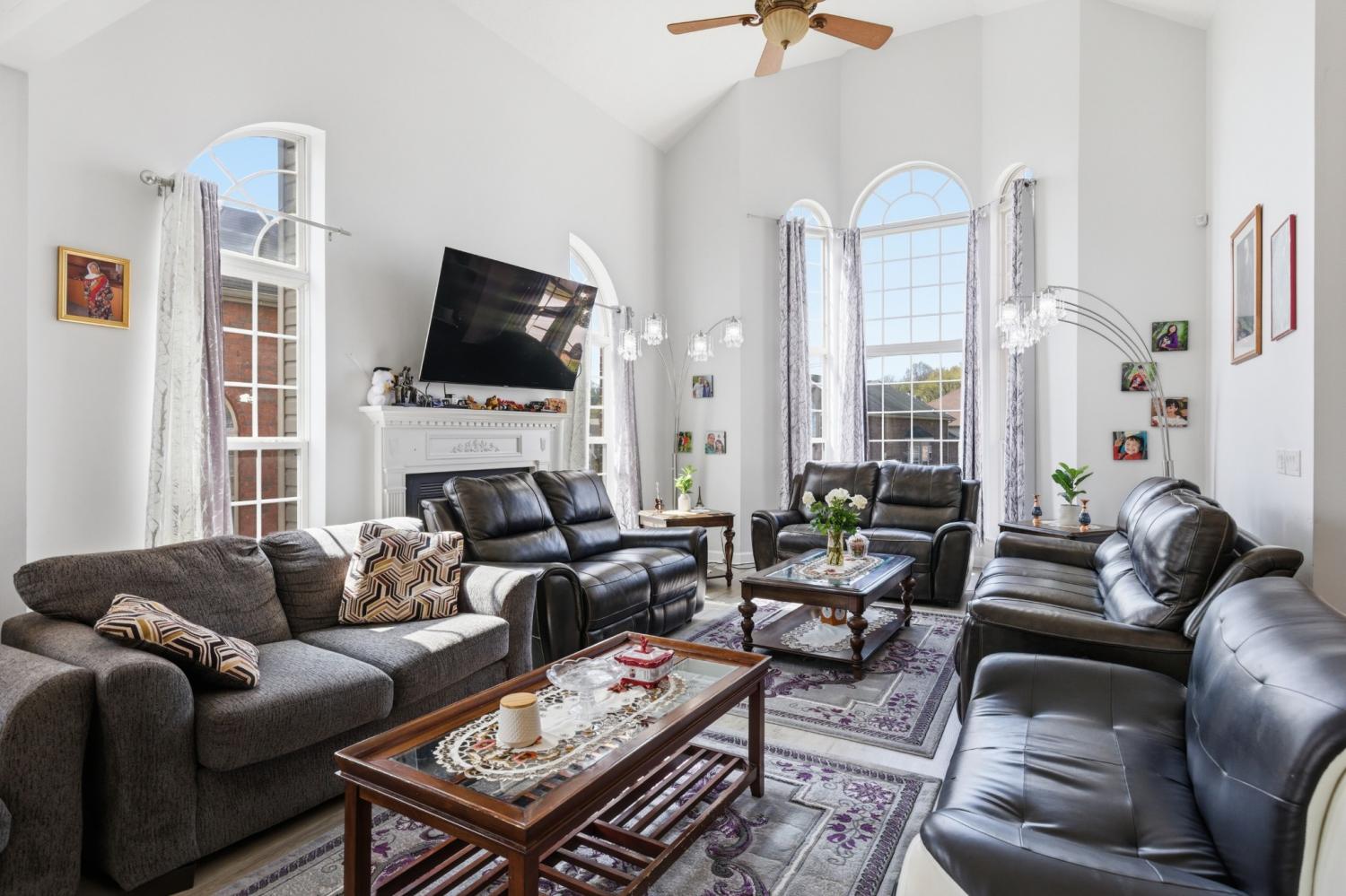 5512-Oak-Chase-Dr For Sale