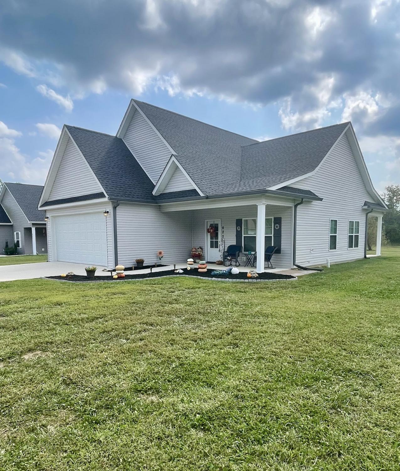 627-E-Main-St For Sale