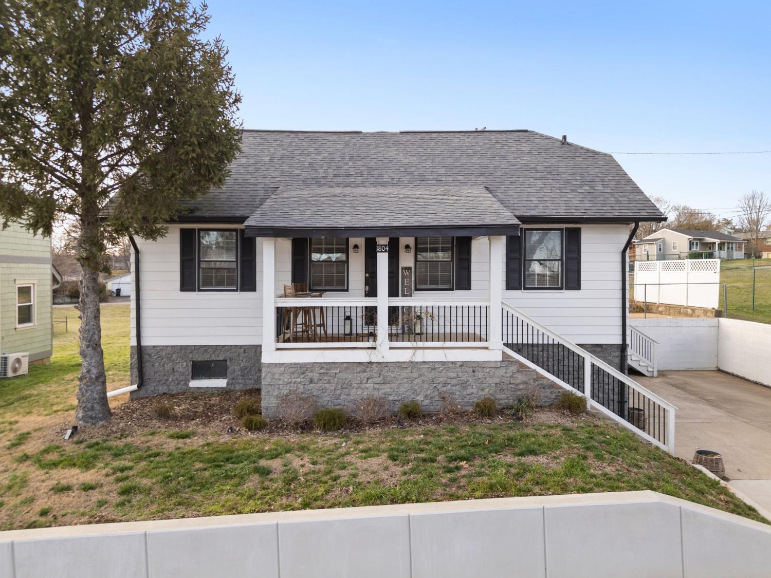 1804-Riverside-Rd For Sale